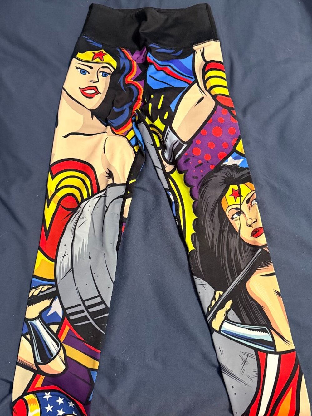 SuperFresh Fit Inc. Wonder Woman Pop Art Comic Print Leggings (Women's Size S)